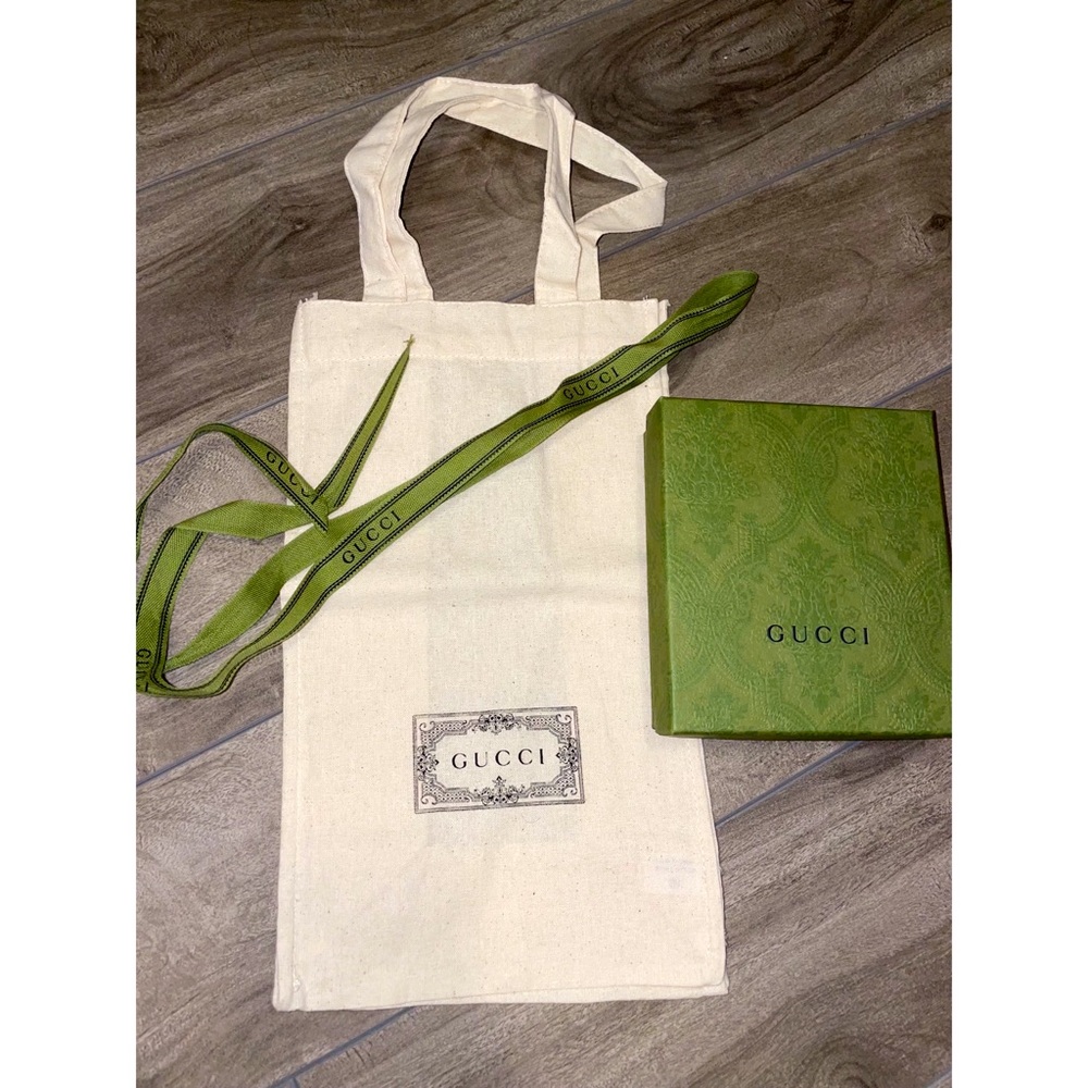 GUCCI box, ribbon and dust bag